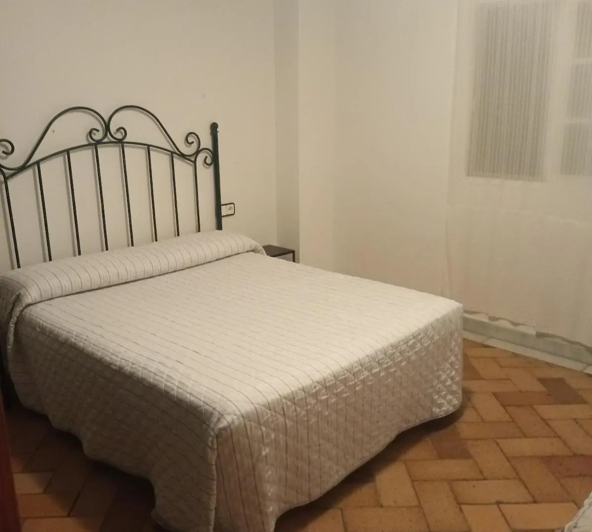Casa Rural Mateos 엘푸에르토데산타마리아 0*,  스페인